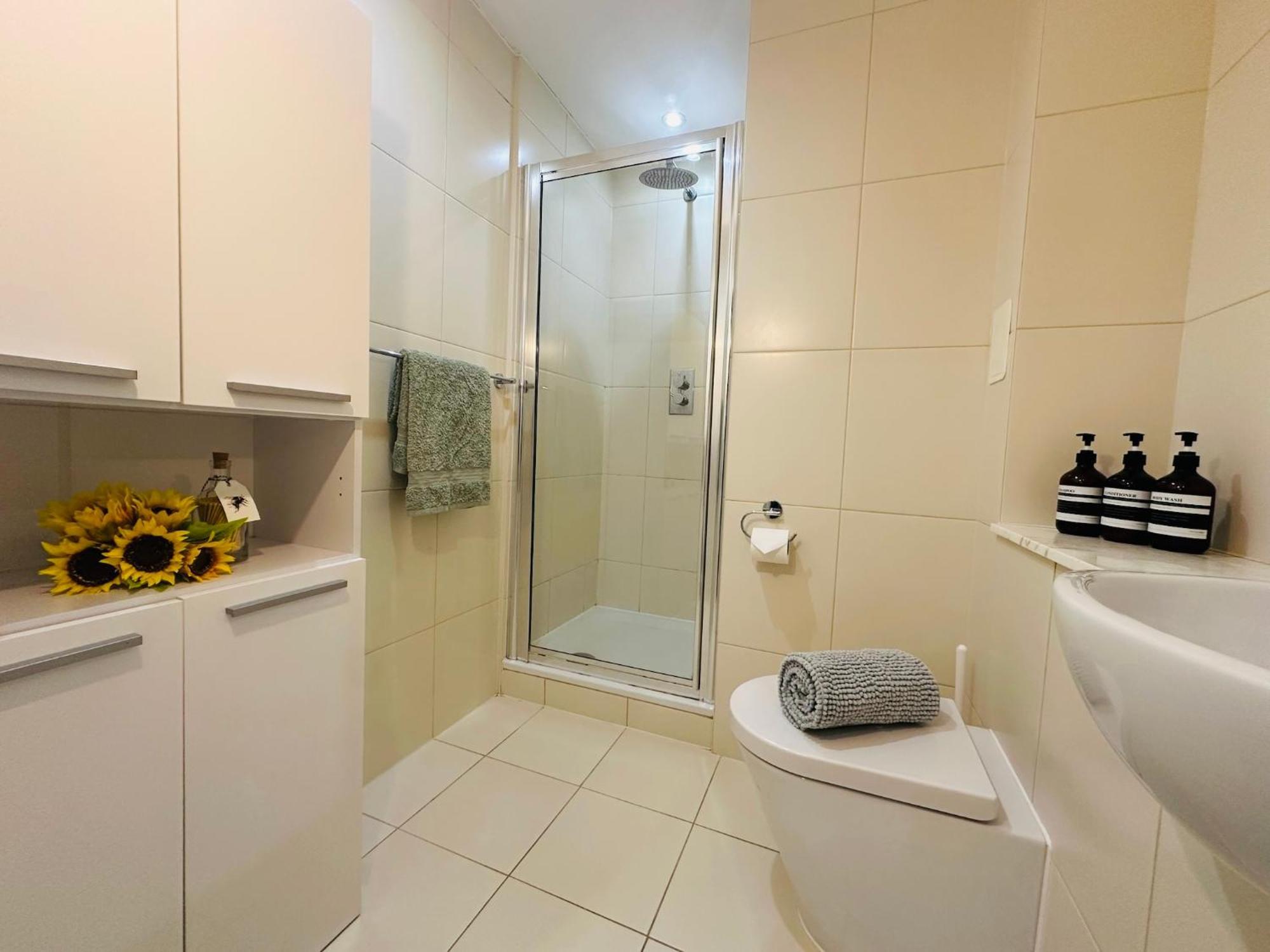 Stylish, Modern Apartment In Central Londra Dış mekan fotoğraf